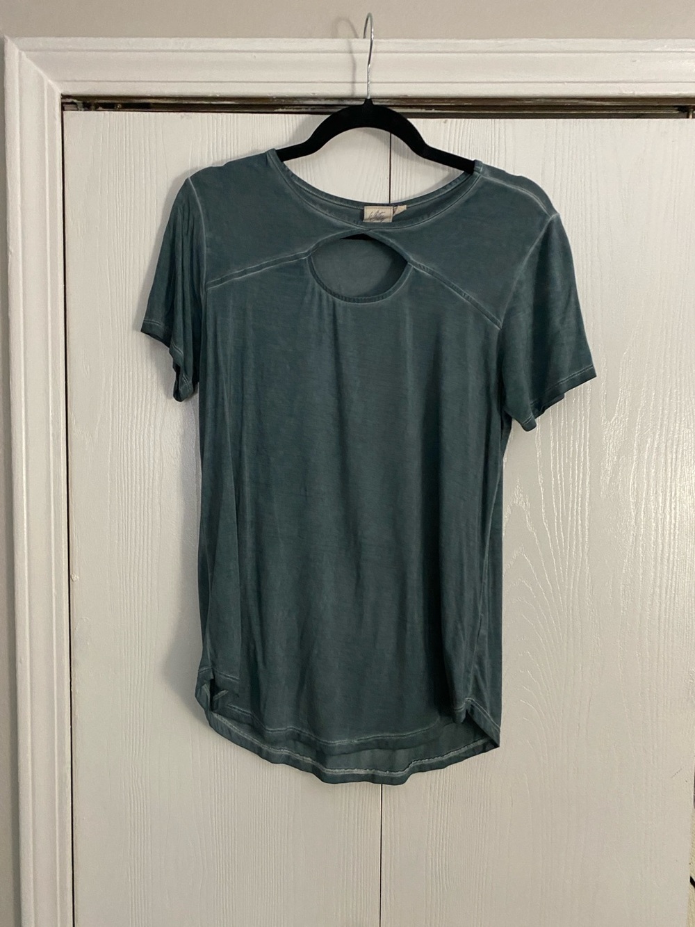White Crow Teal Short Sleeve Tee with Round Front Cutout